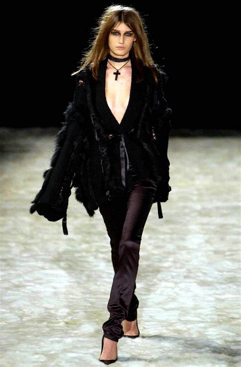 Gucci runway fall 2002